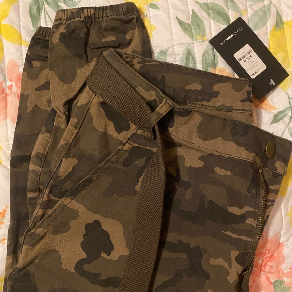 FASHION NOVA Cadet Kendall Camo pants